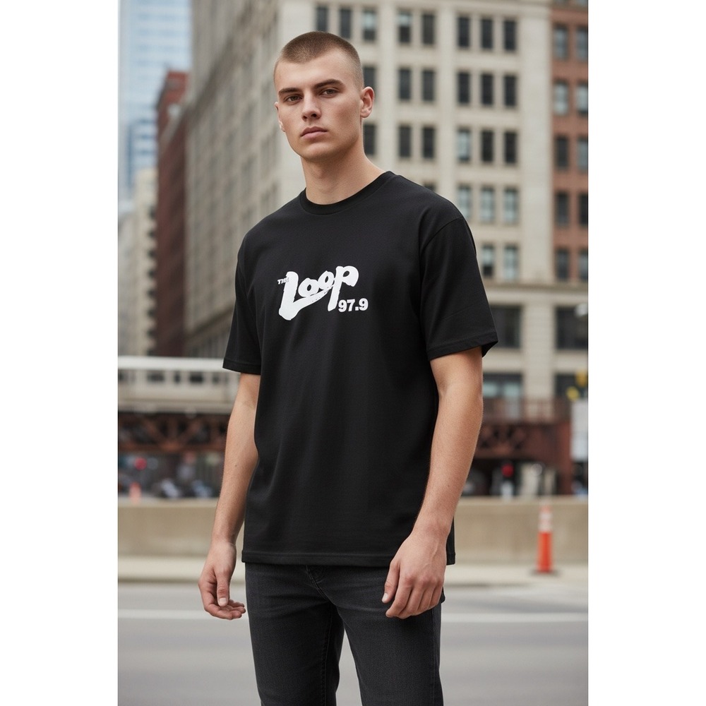 Gildan The Loop 97.9 Chicago Rock Radio Station Graphic T-Shirt Black XL